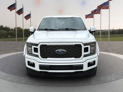 Used 2019 Ford F150 Lariat w/ Equipment Group 502A Luxury AWD/4WD image 9