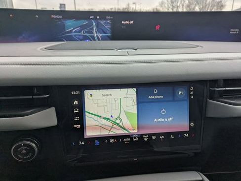 New 2026 Lincoln Navigator L Black Label AWD/4WD image 16
