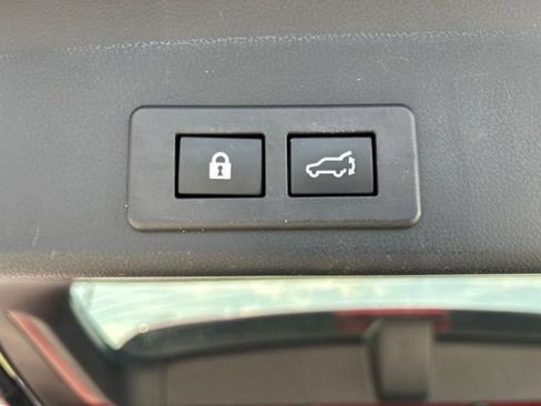 Used 2020 Subaru Ascent Touring w/ Popular Package #3 AWD/4WD image 20