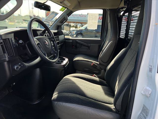 Used 2018 GMC Savana 2500 w/ Driver Convenience Package RWD image 11