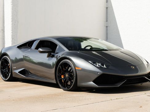 Used 2015 Lamborghini Huracan LP 610-4 image 2