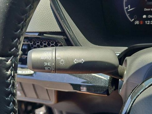 Used 2025 Honda CR-V EX-L image 16