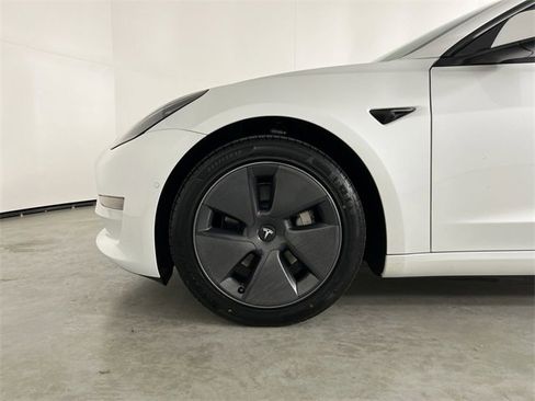 Used 2022 Tesla Model 3 Long Range image 33