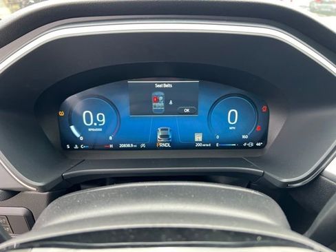 Used 2025 Ford Escape Platinum image 17