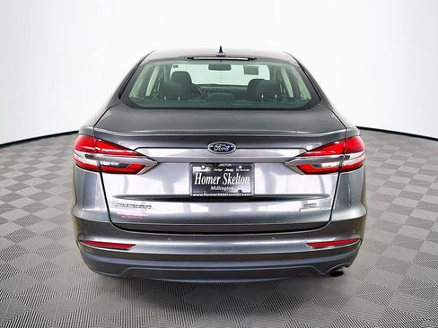 Used 2020 Ford Fusion SE FWD image 6