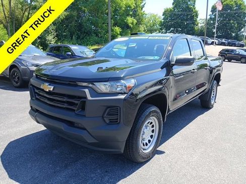 Used 2023 Chevrolet Colorado W/T w/ WT Convenience Package II RWD image 1