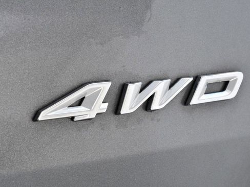 Used 2023 Ford Explorer XLT w/ Equipment Group 202A image 22