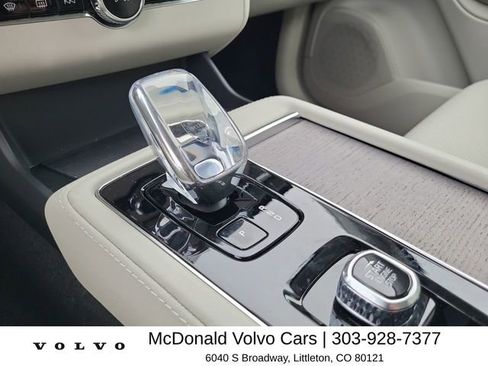 New 2026 Volvo XC90 B6 Ultra w/ Protection Package AWD/4WD image 24