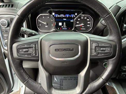 Used 2022 GMC Sierra 2500 Denali w/ Denali Ultimate Package image 19