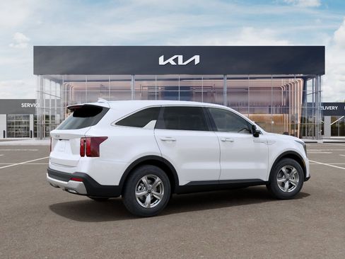 New 2026 Kia Sorento LX FWD image 6