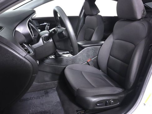 Used 2023 Chevrolet Malibu LT FWD image 27