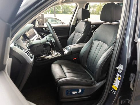 Used 2020 BMW X7 xDrive40i w/ Premium Package AWD/4WD image 13