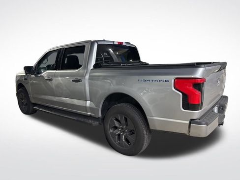 Used 2024 Ford F150 Lightning XLT image 4