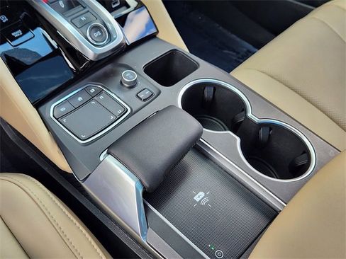 Used 2023 Acura MDX SH-AWD w/ Technology Package image 16