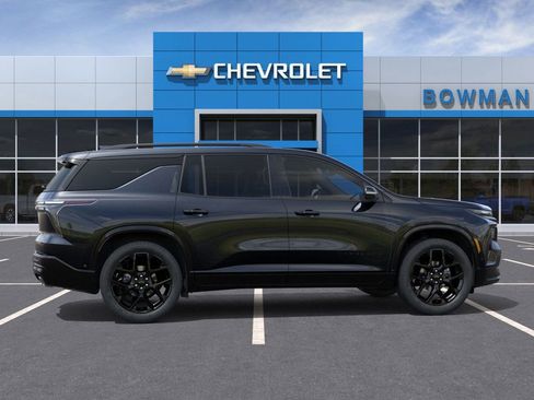 New 2026 Chevrolet Traverse RS w/ LPO, Floor Liner Package image 5