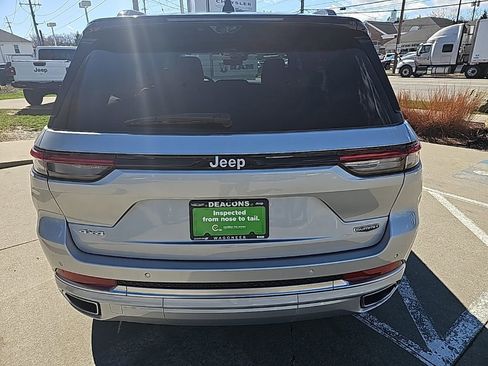 Certified 2025 Jeep Grand Cherokee Summit image 14