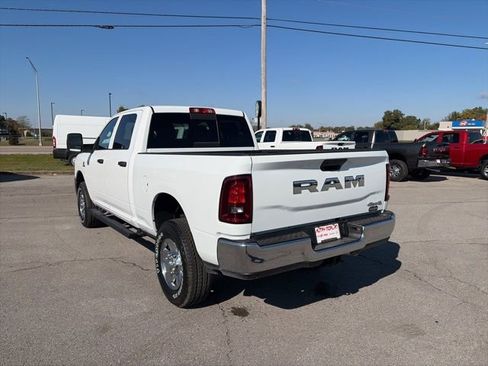 New 2025 RAM 2500 Tradesman AWD/4WD image 4