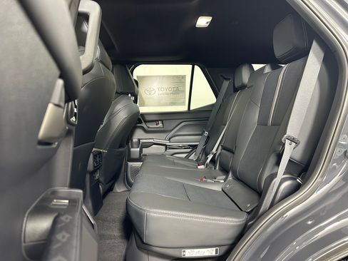 New 2026 Toyota 4Runner Limited image 12