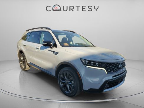 Used 2022 Kia Sorento SX Prestige w/ Rust Color Package image 7