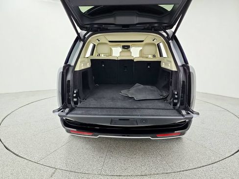 Certified 2023 Land Rover Range Rover SE AWD/4WD image 19