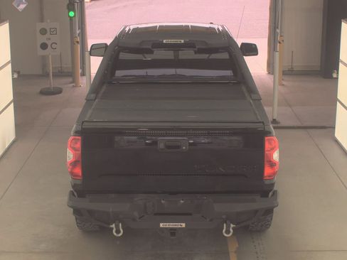 Used 2017 Toyota Tundra SR5 image 8