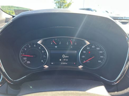 Used 2024 Chevrolet Equinox RS AWD/4WD image 27