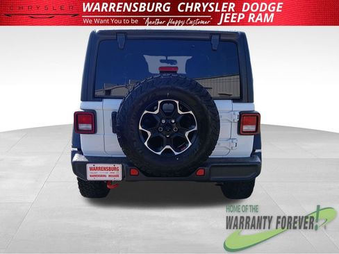 Used 2023 Jeep Wrangler Unlimited Rubicon w/ Cold Weather Group AWD/4WD image 5