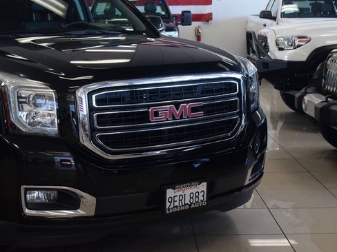 Used 2018 GMC Yukon XL SLT AWD/4WD image 10