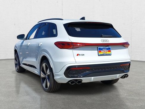 New 2026 Audi SQ5 Premium Plus AWD/4WD image 7