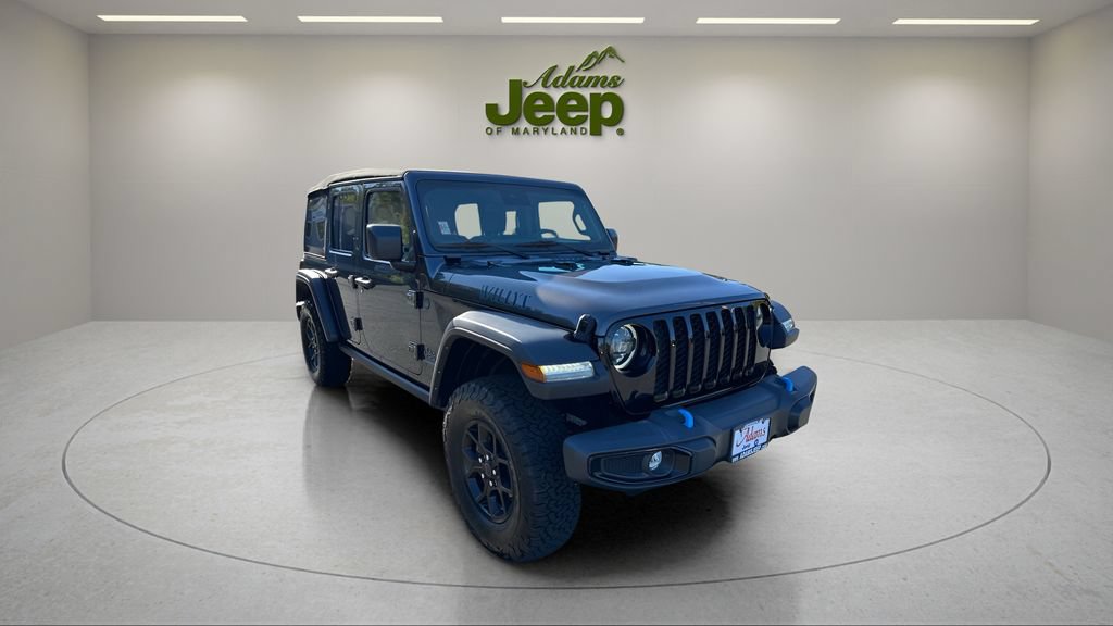 Used 2024 Jeep Wrangler Unlimited AWD/4WD image 3