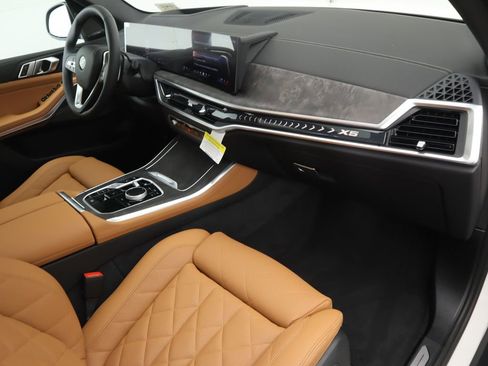 Used 2026 BMW X5 sDrive40i w/ Climate Comfort Package RWD image 19