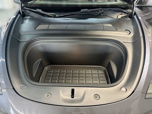 Used 2023 Tesla Model Y Long Range AWD/4WD image 19