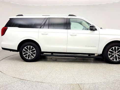 Used 2025 Ford Expedition Max Platinum image 4