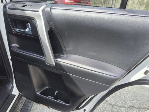 Used 2022 Toyota 4Runner SR5 Premium w/ Moonroof Package RWD image 24