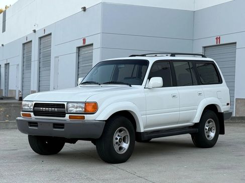 Used 1994 Toyota Land Cruiser image 9