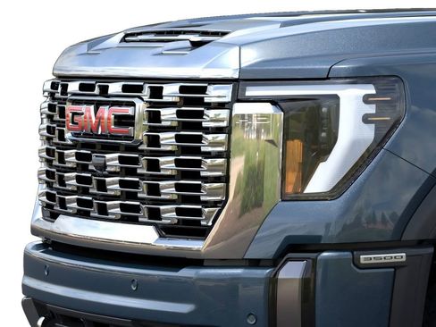 New 2026 GMC Sierra 3500 Denali w/ Denali Reserve Package AWD/4WD image 15