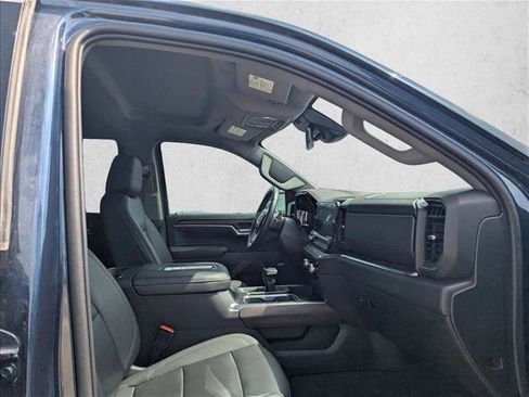 Used 2022 GMC Sierra 1500 SLT w/ SLT Convenience Package AWD/4WD image 16