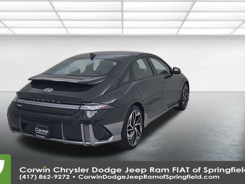 Used 2023 Hyundai Ioniq 6 Limited image 14