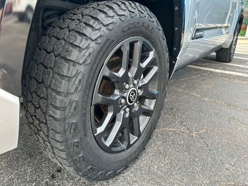 Used 2022 Toyota Tundra Platinum w/ Advanced Package image 9