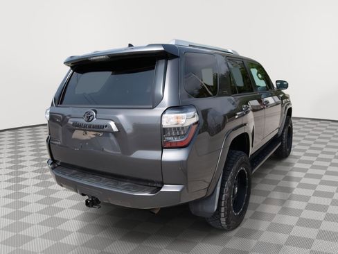 Used 2018 Toyota 4Runner SR5 Premium AWD/4WD image 5