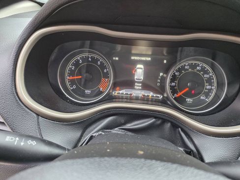 Used 2015 Jeep Cherokee Limited AWD/4WD image 22