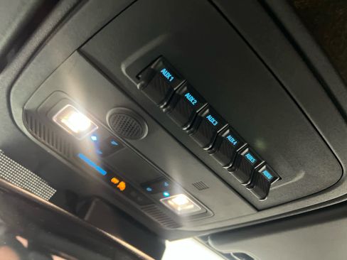 Used 2021 Ford Bronco Badlands image 15