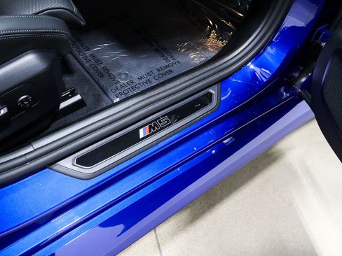 Used 2025 BMW M5 Touring image 57