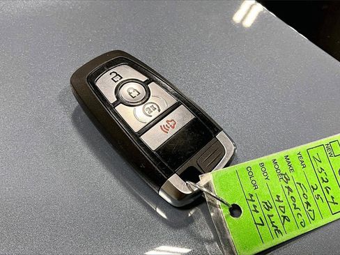 Certified 2025 Ford Bronco Sport Outer Banks w/ Outer Banks Tech Package+ image 12