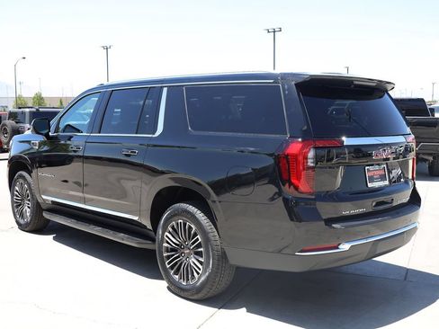 New 2026 GMC Yukon XL Elevation AWD/4WD image 4