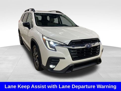 Used 2025 Subaru Ascent Limited AWD/4WD image 7