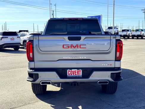 Used 2025 GMC Sierra 1500 AT4 w/ AT4 Premium Package image 8