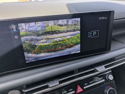 Certified 2025 Hyundai Tucson SEL image 22