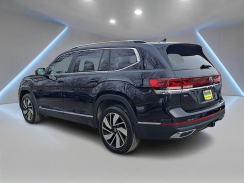 Certified 2024 Volkswagen Atlas SEL image 4