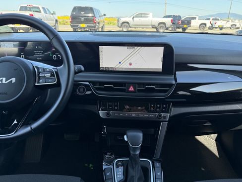 Certified 2025 Kia Seltos S AWD/4WD image 23